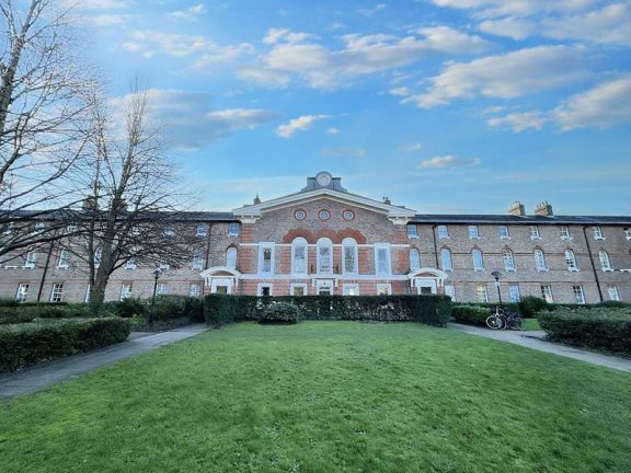Flat 42 St. Marys House, St. Marys Road Image