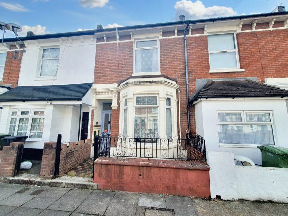 Thorncroft Road Image