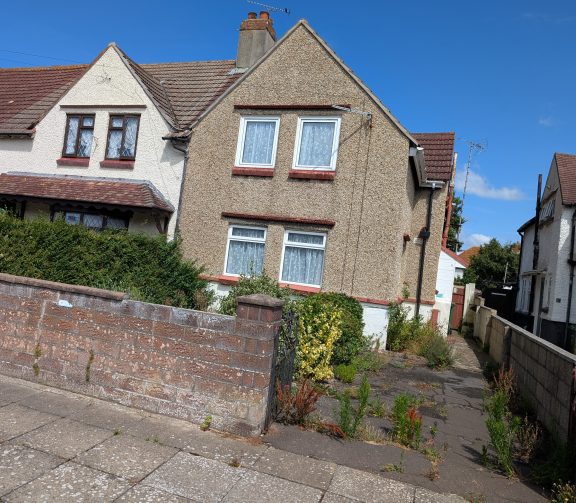 Cadnam Road Image