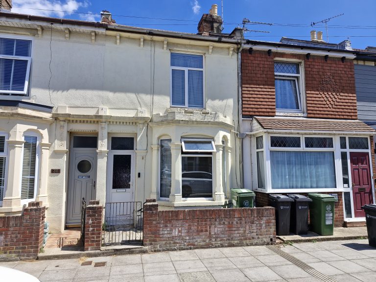 Dover Road, Portsmouth, PO3