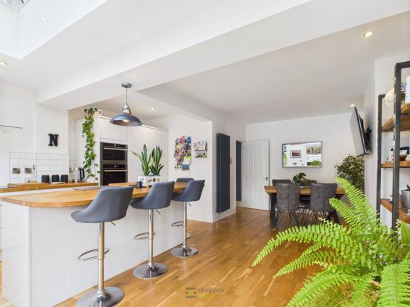 Langstone Road Image