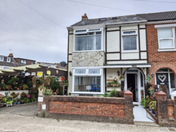 Colebrook Avenue Image