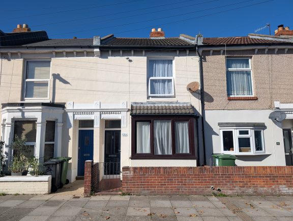 Ringwood Road Image