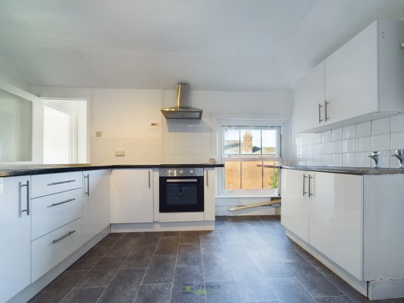 Flat 5 Image