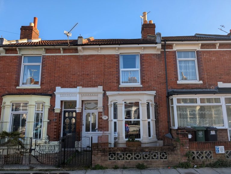 Chasewater Avenue, Portsmouth, PO3