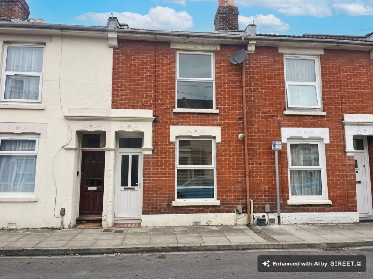 Manor Park Avenue, Portsmouth, PO3