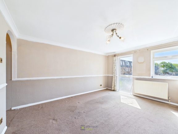 Clydebank Road Image