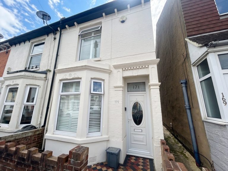 Eastfield Road, Southsea, PO4