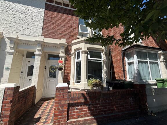 Frensham Road Image